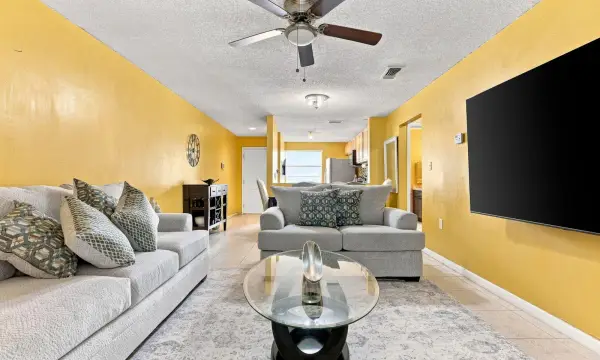 2232 SW 81st Avenue, Miramar, FL 33025