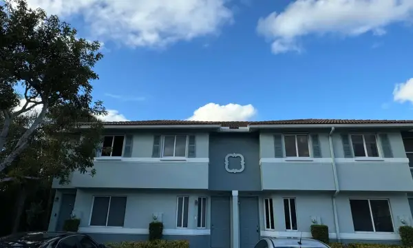 1992 Alamanda Way, Riviera Beach, FL 33404
