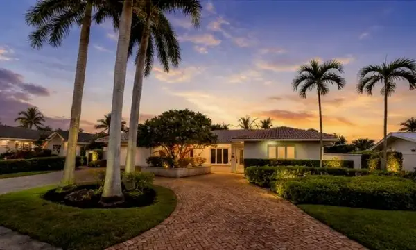 4220 NE 26th Avenue, Lighthouse Point, FL 33064