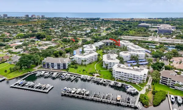 1013 Bay Colony Drive S, Juno Beach, FL 33408