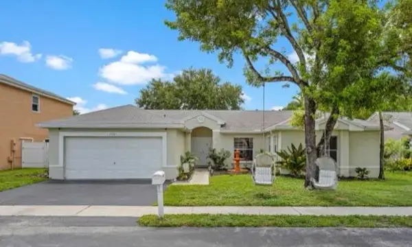 4021 SW 72nd Terrace, Davie, FL 33314