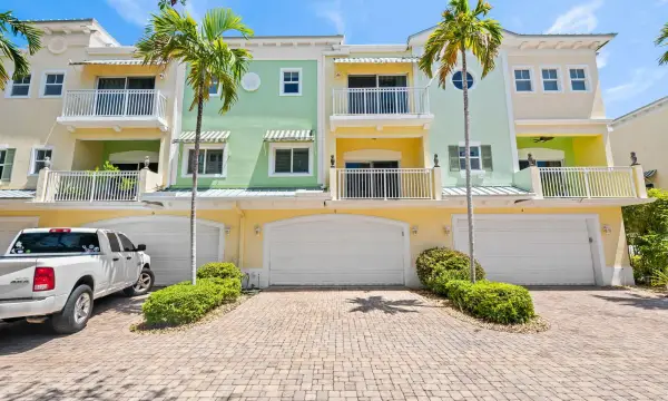 630 SE 15th Street 5, Fort Lauderdale, FL 33316
