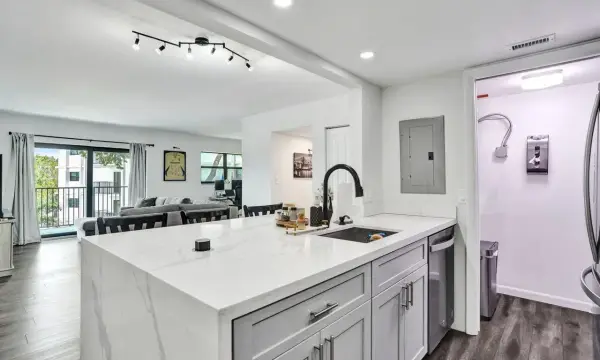 1000 River Reach Drive 321, Fort Lauderdale, FL 33315