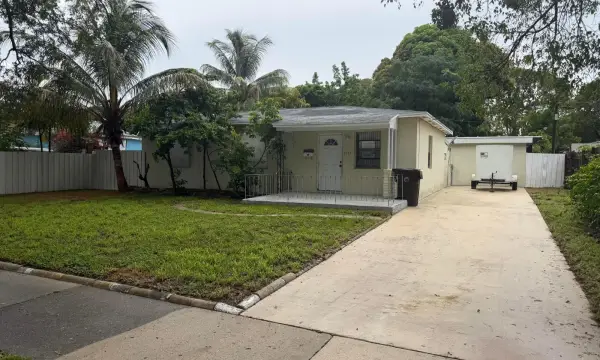 3033 Clyde Road, West Palm Beach, FL 33405