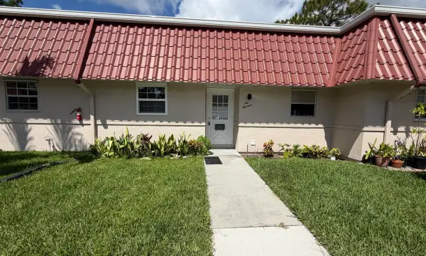 214 Down East Lane, Lake Worth, FL 33467