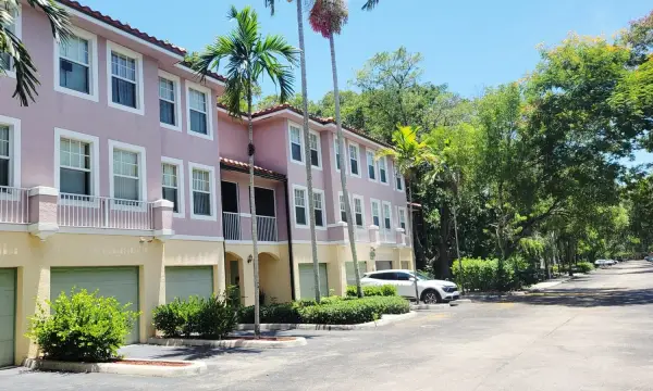 6920 W Sample Road, Coral Springs, FL 33067