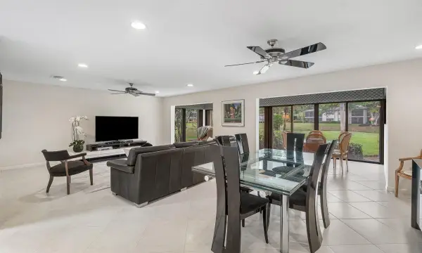 33 Southport Lane A, Boynton Beach, FL 33436