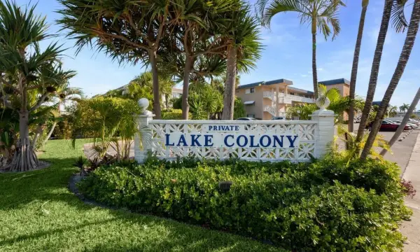 111 Doolen Court 110, North Palm Beach, FL 33408
