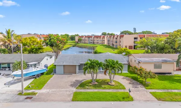 9171 NW 26th Place, Sunrise, FL 33322
