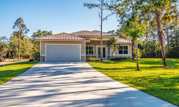 17602 63rd N, The Acreage, FL 33470