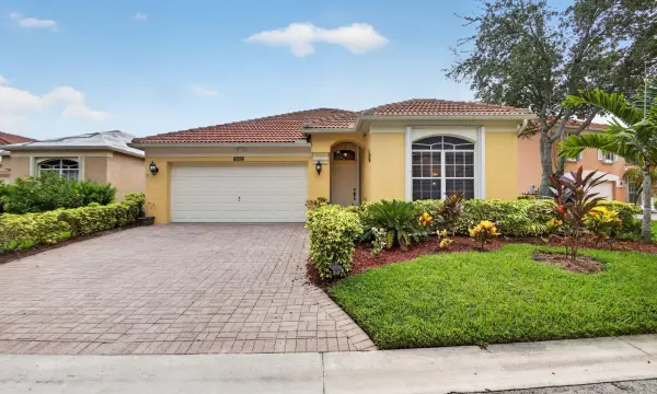 8058 Via Hacienda, Riviera Beach, FL 33418