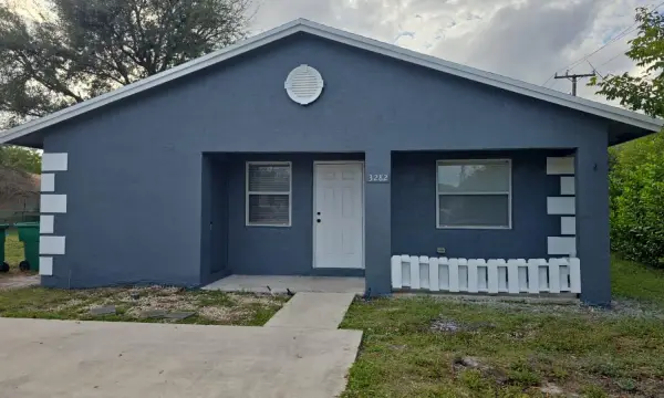 3282 NW 75th Way, Hollywood, FL 33024