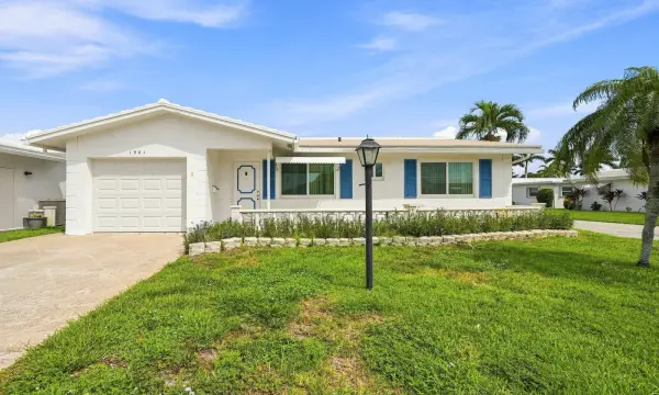 1901 SW 17th Street, Boynton Beach, FL 33426