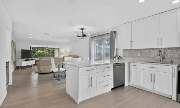 8545 Casa Del Lago 38 H, Boca Raton, FL 33433