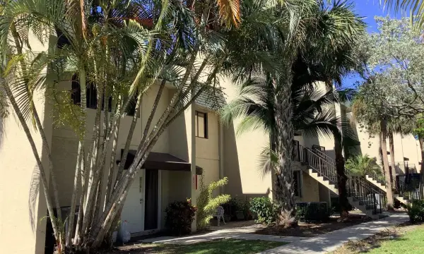 65 Deer Creek Road H102, Deerfield Beach, FL 33442