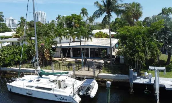 11 Sunset Lane, Lauderdale-by-the-sea, FL 33062