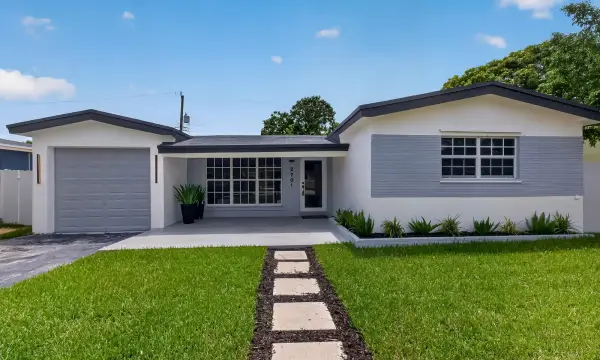 2701 De Soto Drive, Miramar, FL 33023