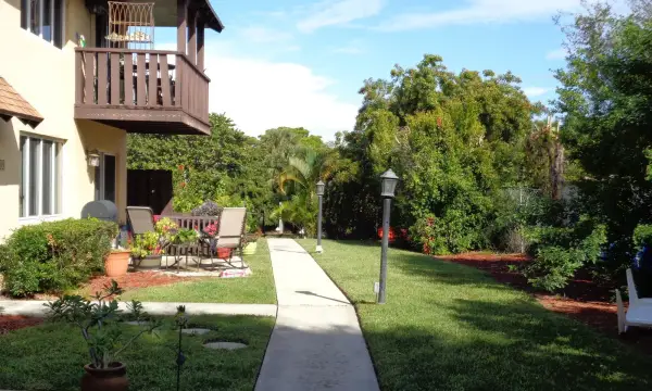 312 Southwind Drive 104, North Palm Beach, FL 33408