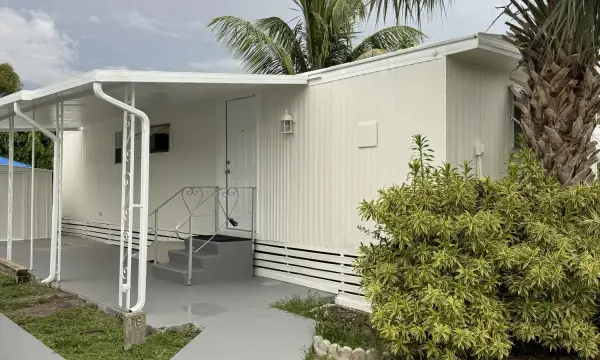 16 Palm Drive 16, Lake Worth Beach, FL 33461