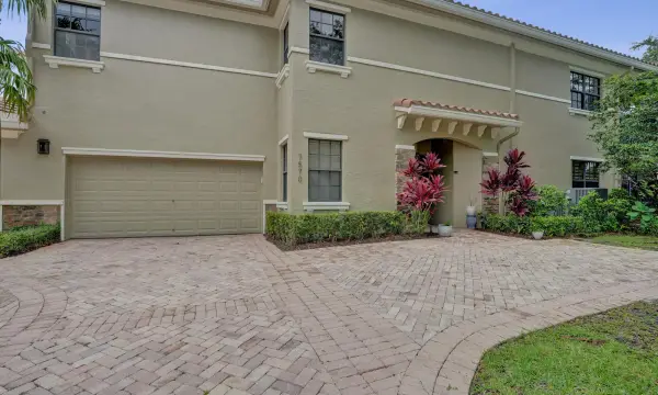 7570 Old Thyme Court 9c, Parkland, FL 33076