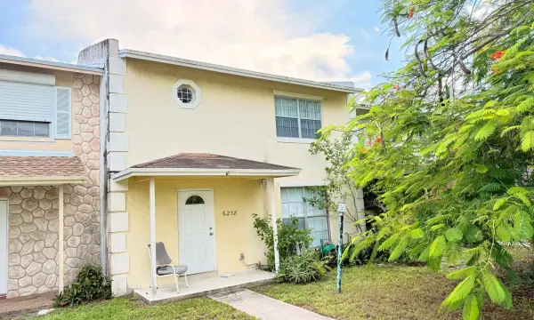 6238 SW 7th Street, Margate, FL 33068