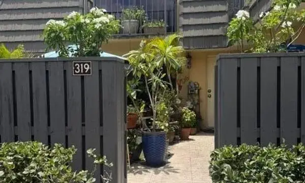 319 3rd Way, West Palm Beach, FL 33407