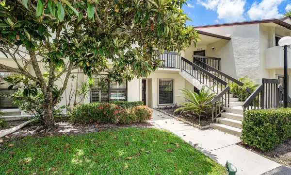 3349 Lucerne Park Drive, Greenacres, FL 33467