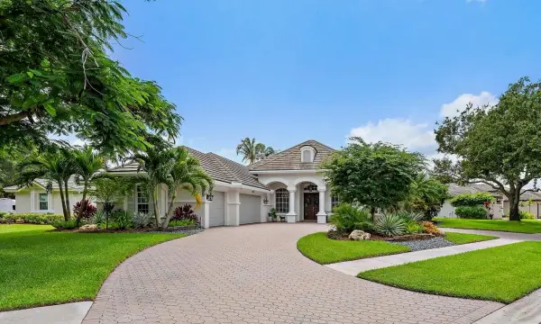 6768 Cypress Cove Circle, Jupiter, FL 33458