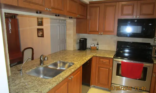 10422 NW 24th Place 307, Sunrise, FL 33322