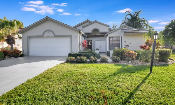 4786 Sextant Circle, Boynton Beach, FL 33436