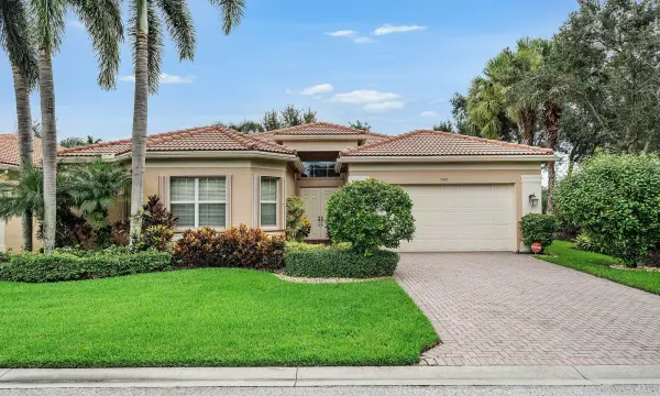 9041 Grayson Court, Boynton Beach, FL 33473