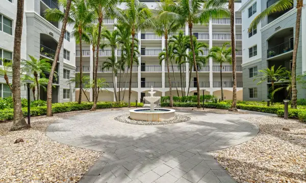 1660 Renaissance Commons Boulevard 2301, Boynton Beach, FL 33426