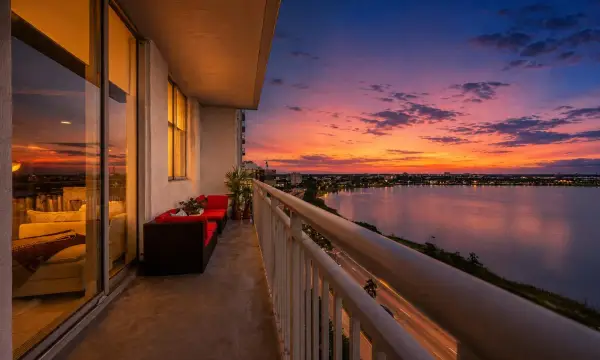 300 S Australian Avenue 907, West Palm Beach, FL 33401