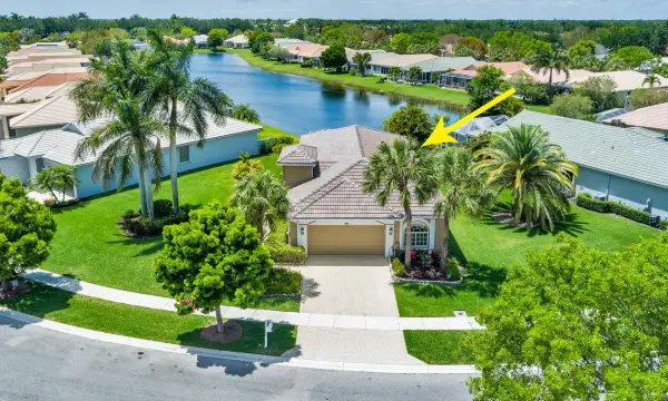 9119 Bay Point Circle, West Palm Beach, FL 33411