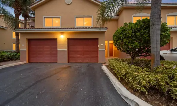 1100 Scotia Drive 102, Hypoluxo, FL 33462