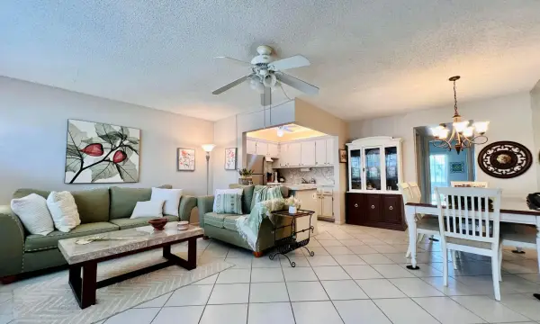 159 Berkshire H, West Palm Beach, FL 33417