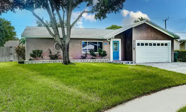5700 SW 115th Avenue, Cooper City, FL 33330