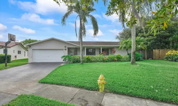 244 NW 102nd Terrace, Plantation, FL 33324