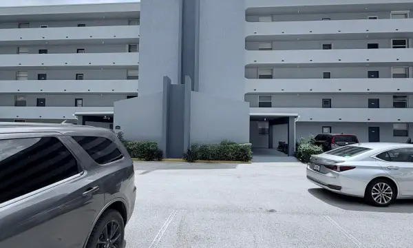 299 NW 52nd Terrace Ph-u, Boca Raton, FL 33487
