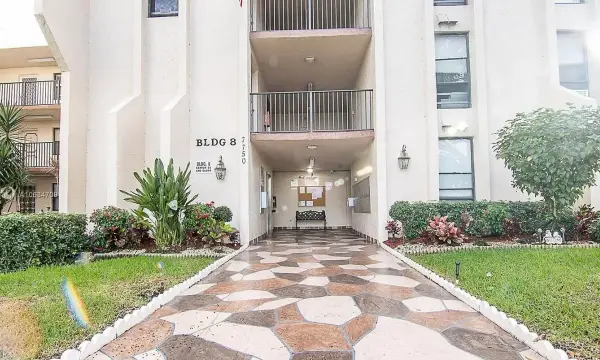 7750 W Mcnab Road 316, Tamarac, FL 33321