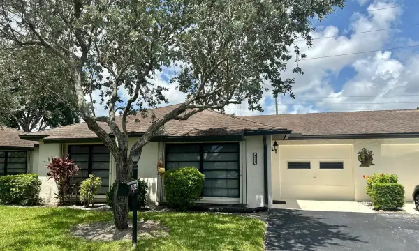4964 Eaglewood Road A, Boynton Beach, FL 33436
