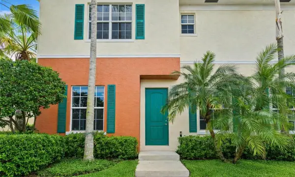 259 SW 7th Street, Pompano Beach, FL 33060