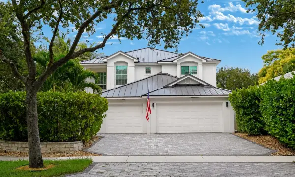 980 Delray Lakes Drive, Delray Beach, FL 33444