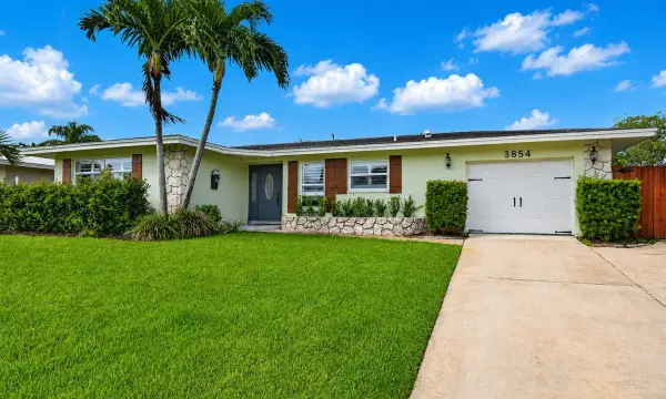3854 Buttercup Circle S, Palm Beach Gardens, FL 33410