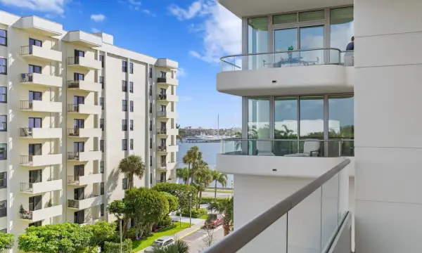 200 Arkona Court 401, West Palm Beach, FL 33401