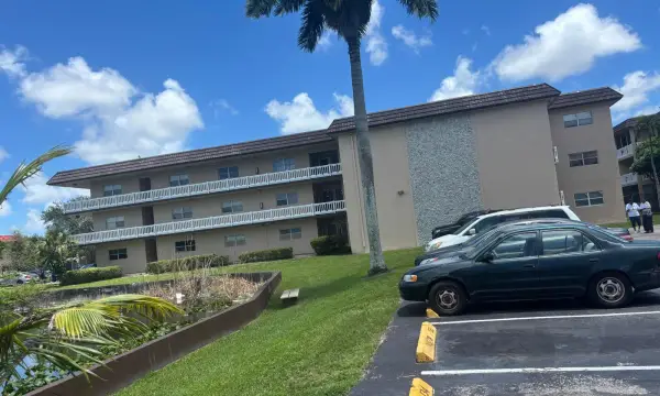 5861 NW 16th Place 113, Sunrise, FL 33313