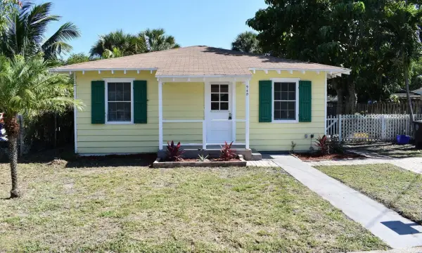 940 Bignonia Road, West Palm Beach, FL 33405
