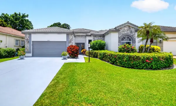 3952 Summer Chase Court, Lake Worth, FL 33467