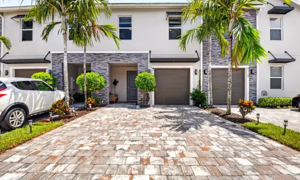 8714 Via Mar Rosso, Lake Worth, FL 33467