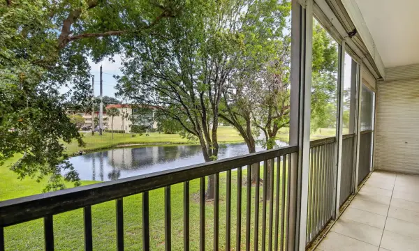 250 S Hollybrook Terrace 208, Pembroke Pines, FL 33025